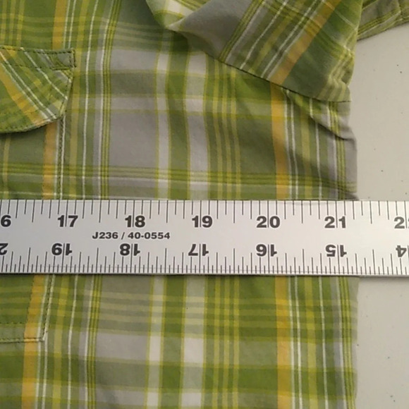 CABELA'S 100% PIMA COTTON, PLAID BUTTON UP, SHORT SLEEVE DETAILS,  SHIRT - Picture 4 of 8